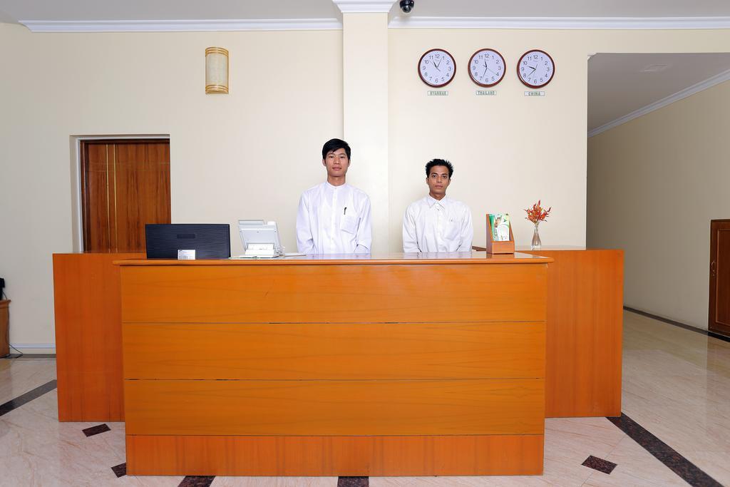 Apex Hotel Naypyidaw Dış mekan fotoğraf