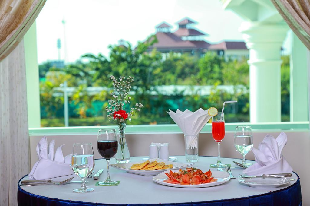 Apex Hotel Naypyidaw Dış mekan fotoğraf