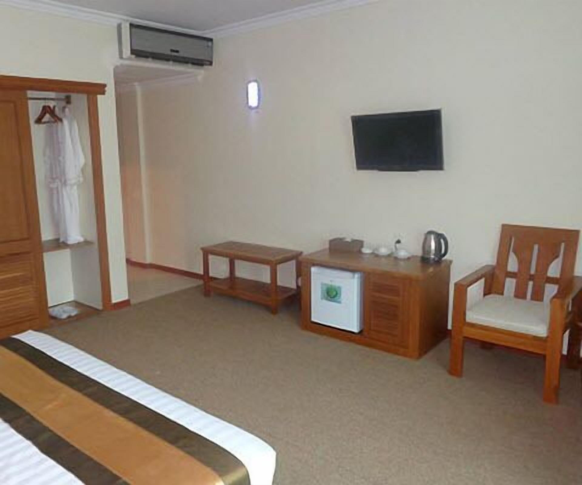 Apex Hotel Naypyidaw Dış mekan fotoğraf